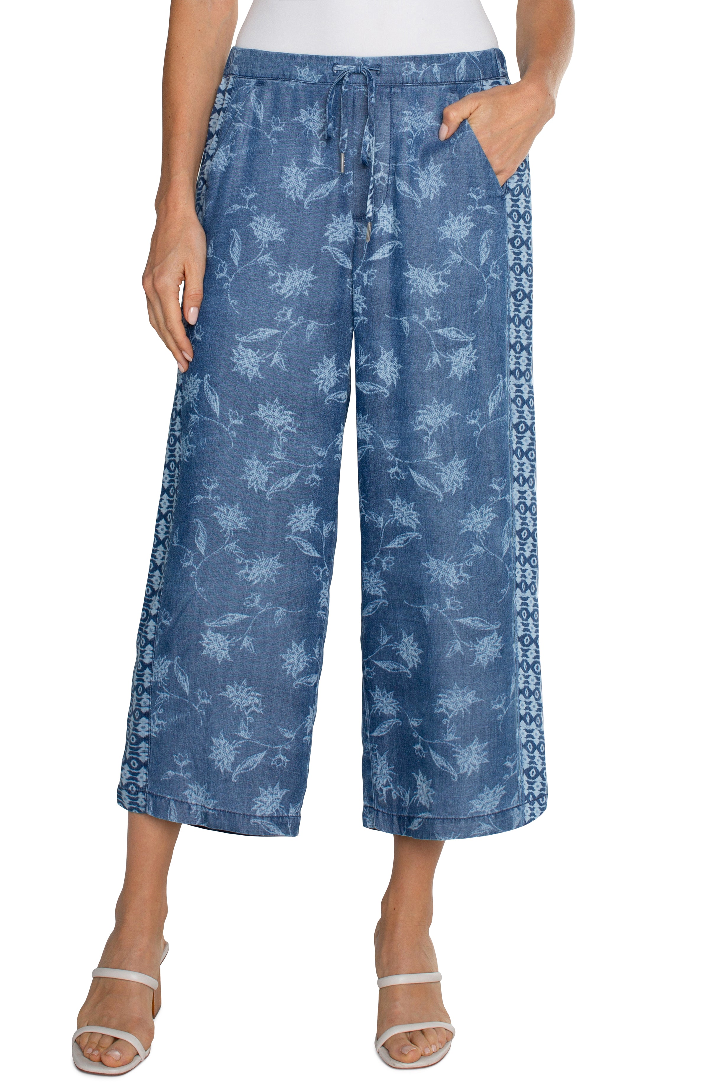 LVP Pull On Wide Leg Crop Trouser - Indigo Floral Front View